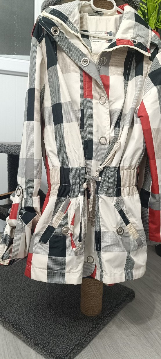 Kadın Kareli Yağmurluk - Görsel 4