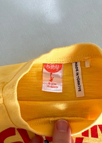 Sarı Baskılı Erkek Çocuk Tişörtü 
1-2 kez giydık - Görsel 2