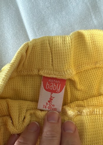 Sarı Örgü Erkek Şortu, iki kez giydık - Görsel 2