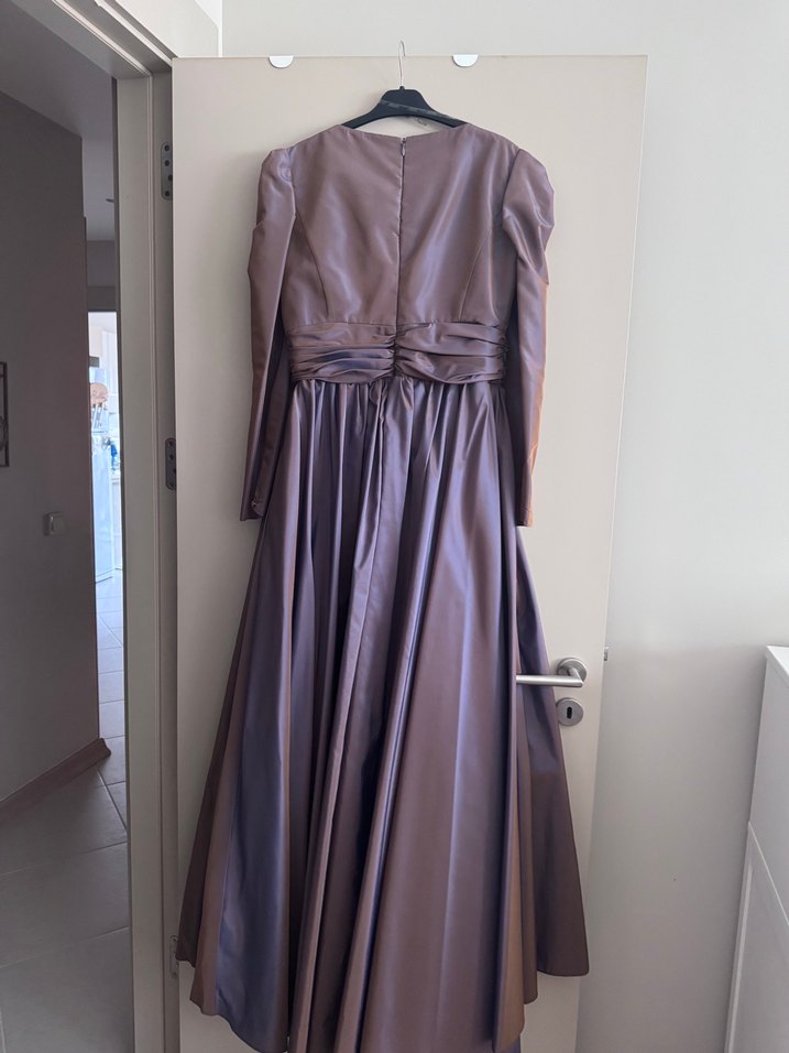 Vintage Tarzda Uzun Kollu Uzun Elbise - Görsel 3