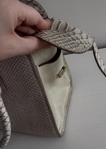 Bej Yılan Desenli Deri Kadın Çanta - Görsel 4