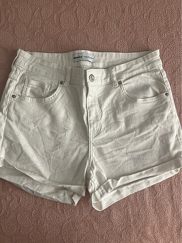 Bershka Şort