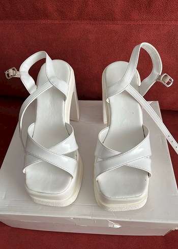 Beyaz Platform Topuklu Kadın Abiye Ayakkabı - Görsel 3