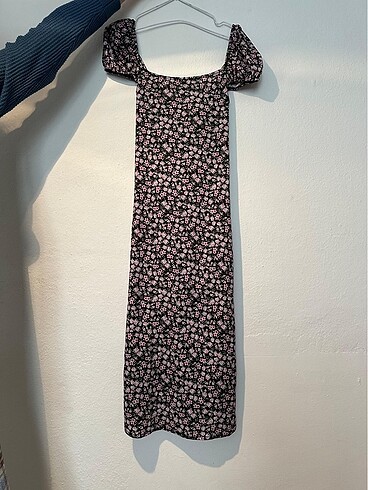 s Beden siyah Renk çiçekli bershka elbise