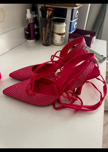 Fusya Taşlı Stiletto Kadın Topuklu Ayakkabı