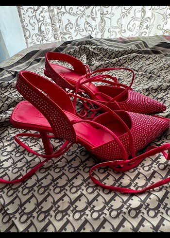 37 Beden Fusya Taşlı Stiletto Kadın Topuklu Ayakkabı