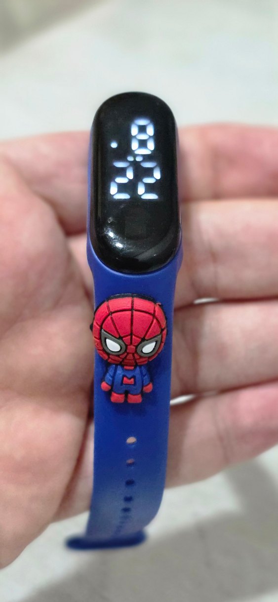 Örümcek Adam Figürlü Dijital Göstergeli Band - Görsel 2