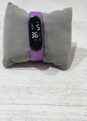 9 Farklı Renk Seçeneği İle Led Ekranlı Band Saat - Görsel 3