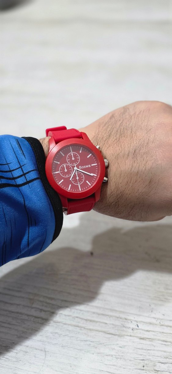 Şık Analog Kırmızı Saat  - Görsel 3