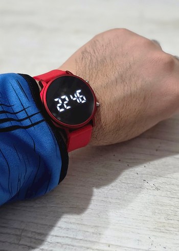 Şık Led Göstergeli Kırmızı Saat  - Görsel 2