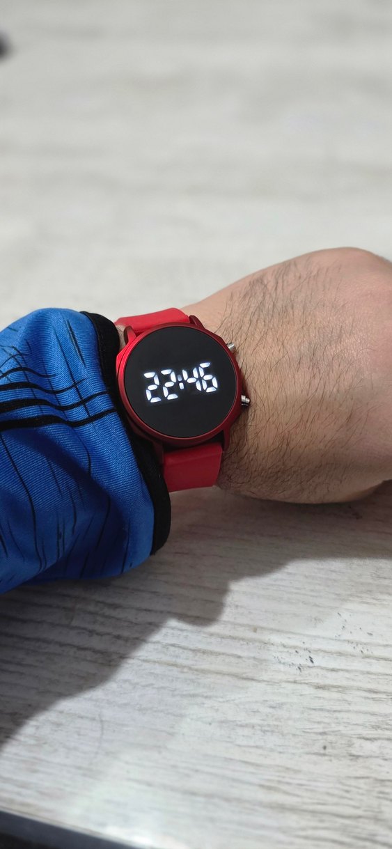 Şık Led Göstergeli Kırmızı Saat  - Görsel 4