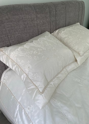 İşlemeli Beyaz Yatak Örtüsü Cemil ipekçi Fransız gipürlü - Görsel 14