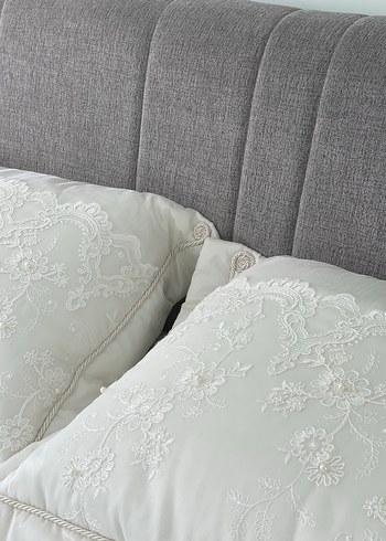 İşlemeli Beyaz Yatak Örtüsü Cemil ipekçi Fransız gipürlü - Görsel 9