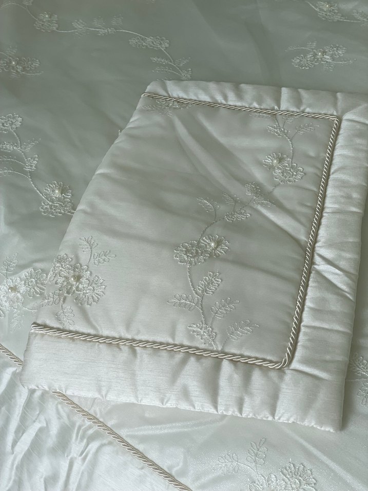 İşlemeli Beyaz Yatak Örtüsü Cemil ipekçi Fransız gipürlü - Görsel 4