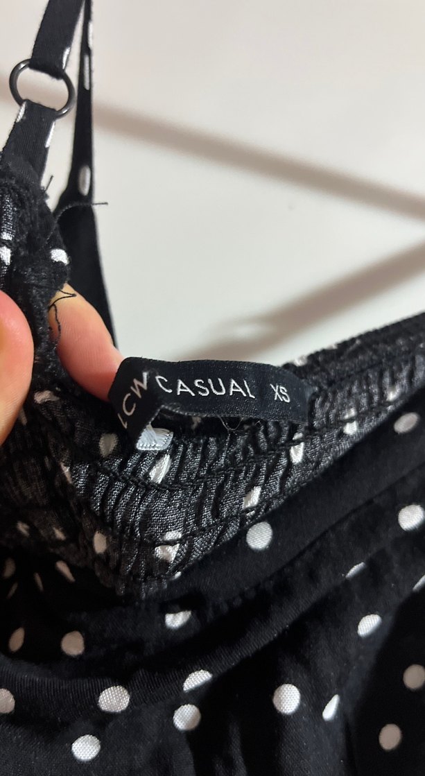 Puantiye Desenli Siyah Midi Elbise - Görsel 3