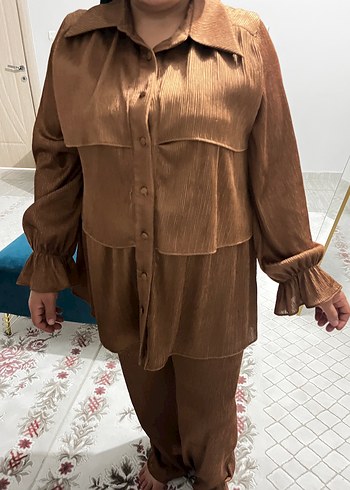 Transparan Detaylı Kahverengi Kadın Takım - Görsel 3