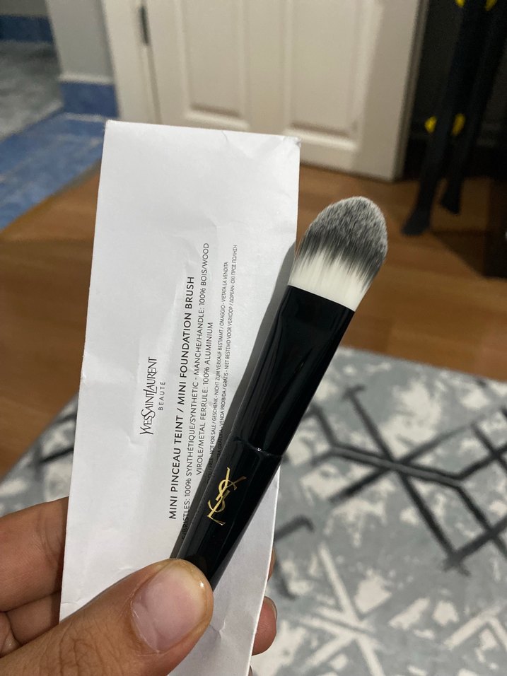 Siyah YSL Fondöten Fırçası - Görsel 2