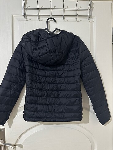 Pull and Bear Siyah mevsimlik mont