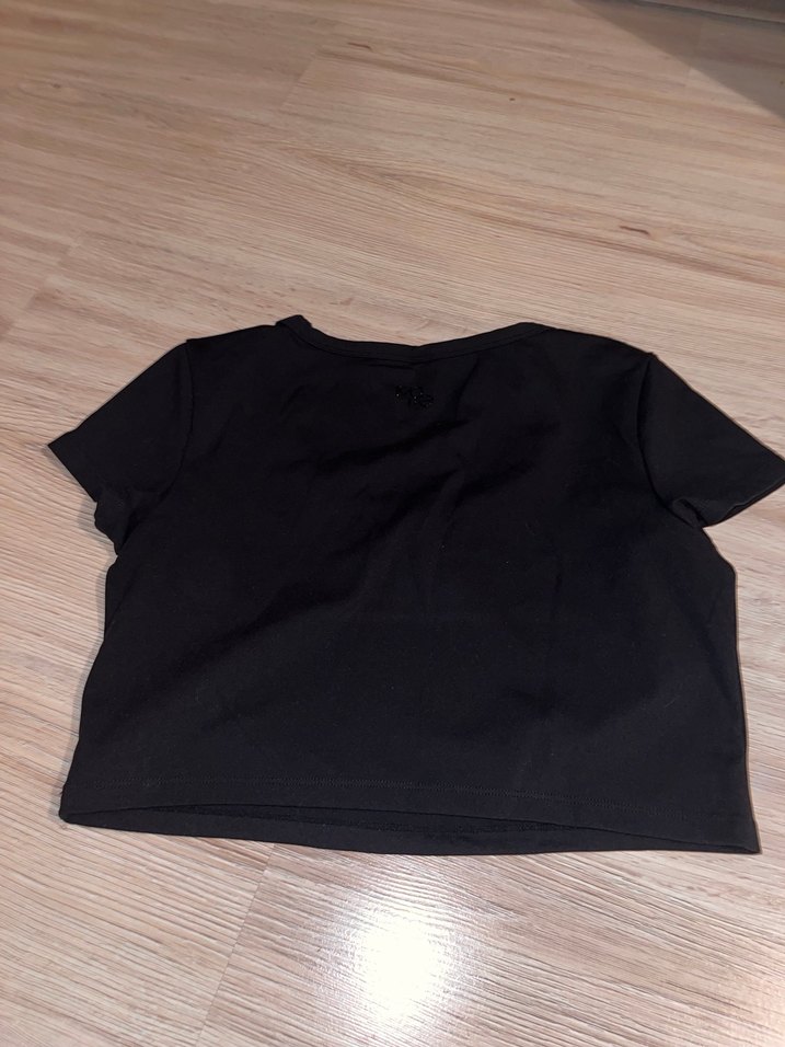 Siyah Kısa Kollu Crop Top - Görsel 2