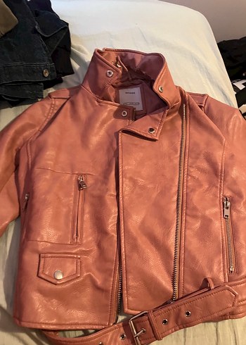 bershka pembe deri ceket