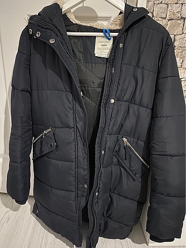 Bershka mont