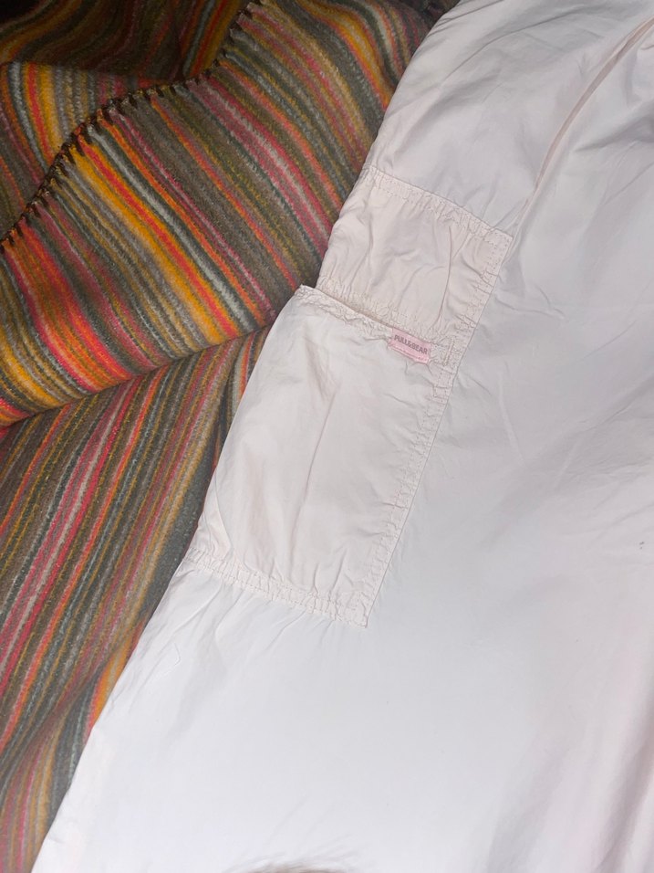 Pull and bear toz pembe kargo pantolon - Görsel 2