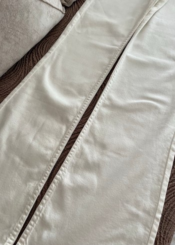 Beyaz renkli Midi Boy Regular Fit Kadın Kot Pantolon PULL&BEAR - Görsel 4