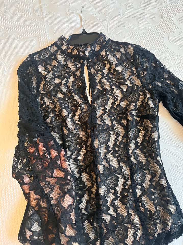 Dantel Detaylı Siyah Gotik Bluz - Görsel 3
