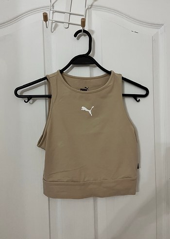 Bej Yüksek Yakalı Kolsuz Crop Top