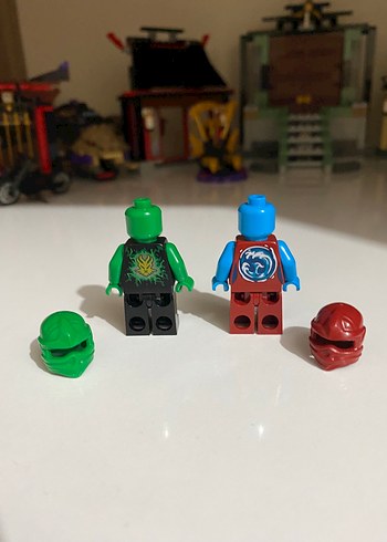 Beden Renk Lego Ninjago Airjitzu Nya ve Lloyd