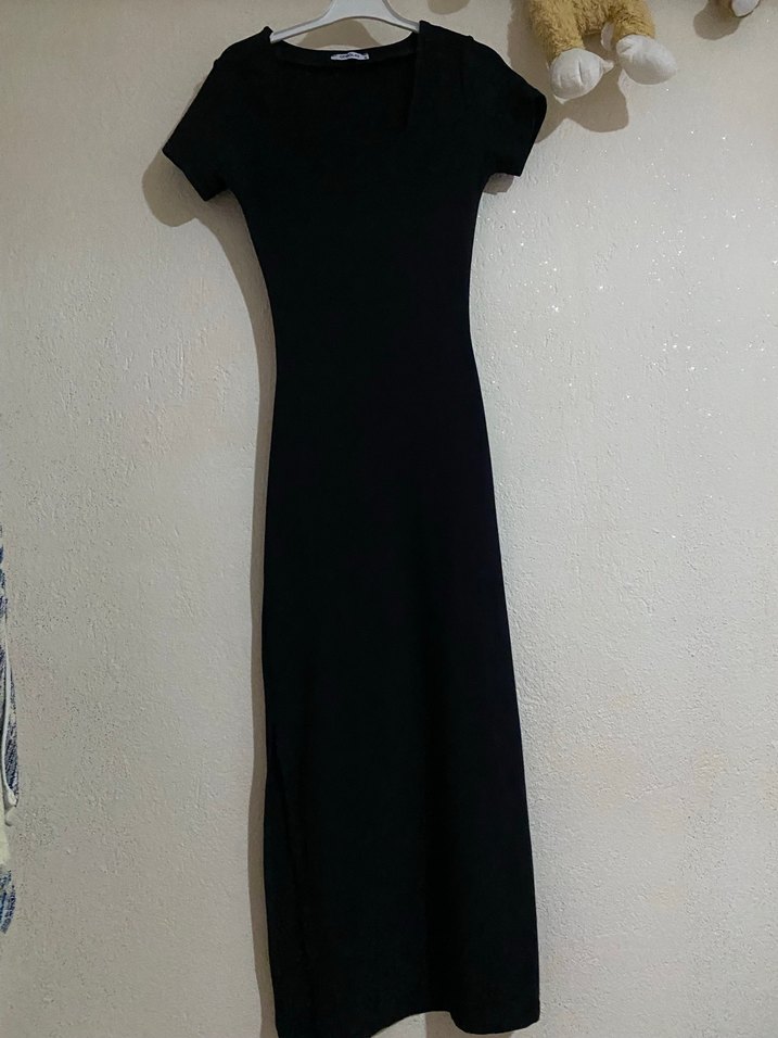 Siyah V Yaka Kısa Kollu Midi Elbise - Görsel 2