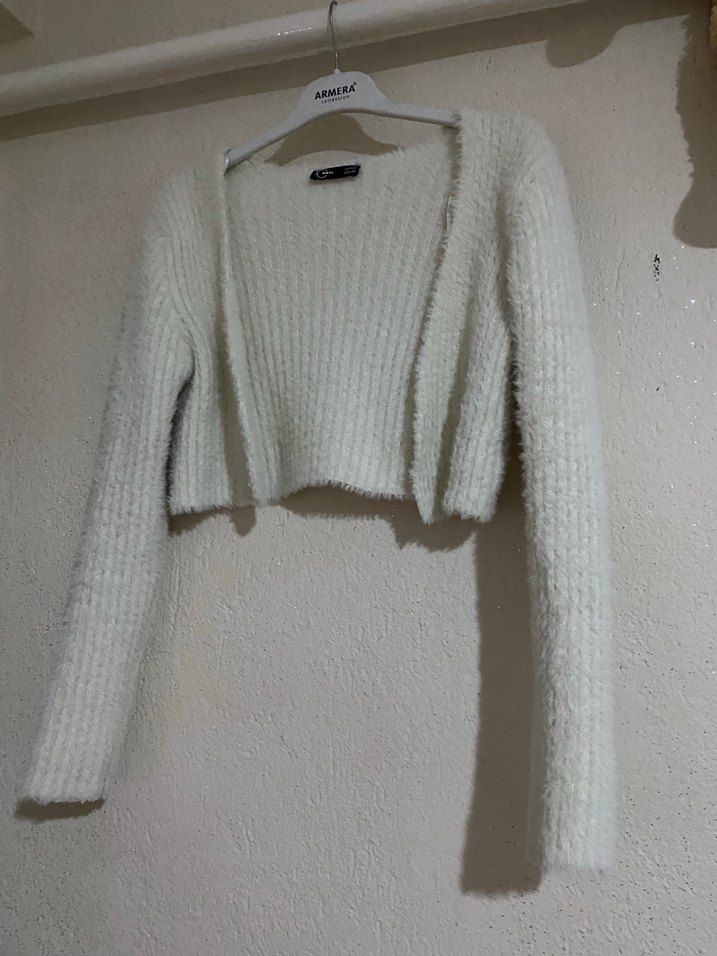 Beyaz Kısa Kadın Hırka - Görsel 3