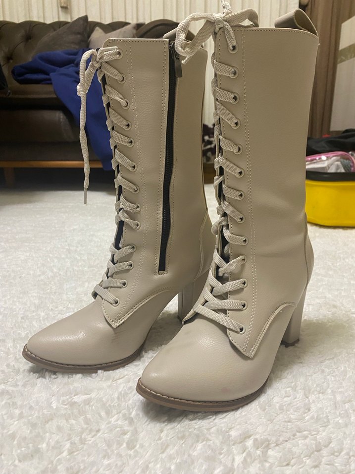 Bej Deri Fermuarlı Kadın Topuklu Bot - Görsel 3