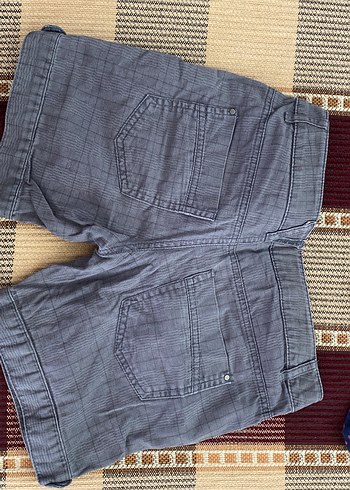 Düğmeli Gri Denim Mini Şort - Görsel 2