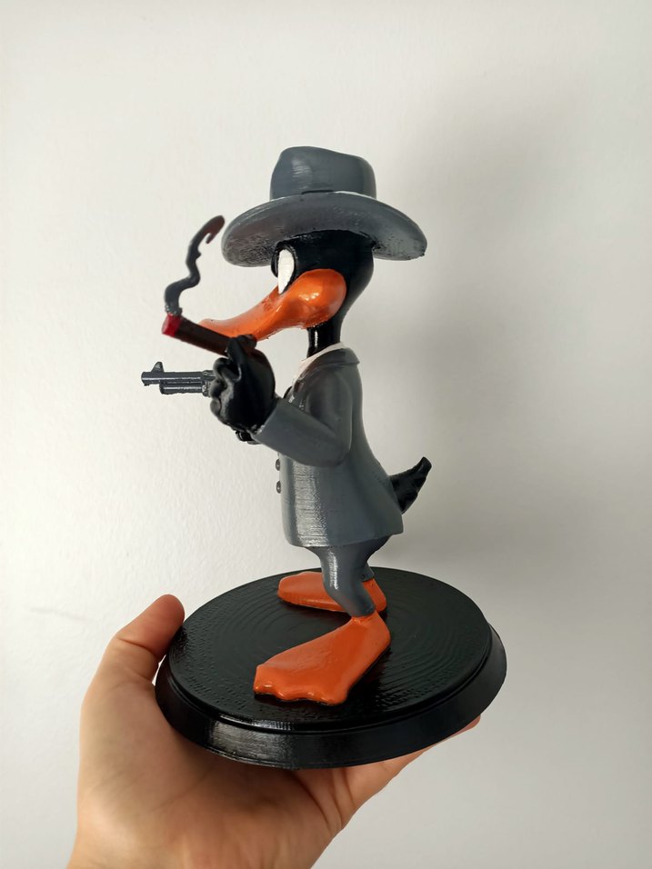 Gri Takım Elbiseli Şapkalı Ördek Figürü 20 cm - Görsel 5