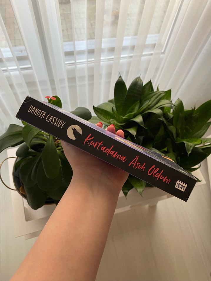 Kurtadama Aşık Oldum - Dakota Cassidy - Görsel 3