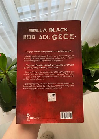 Bella Black - Kod Adı: Gece - Görsel 2