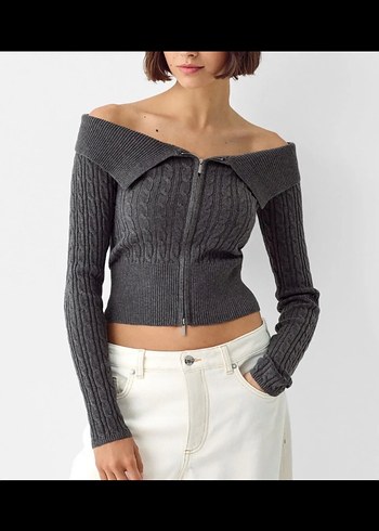 Bershka omzu açık hırka