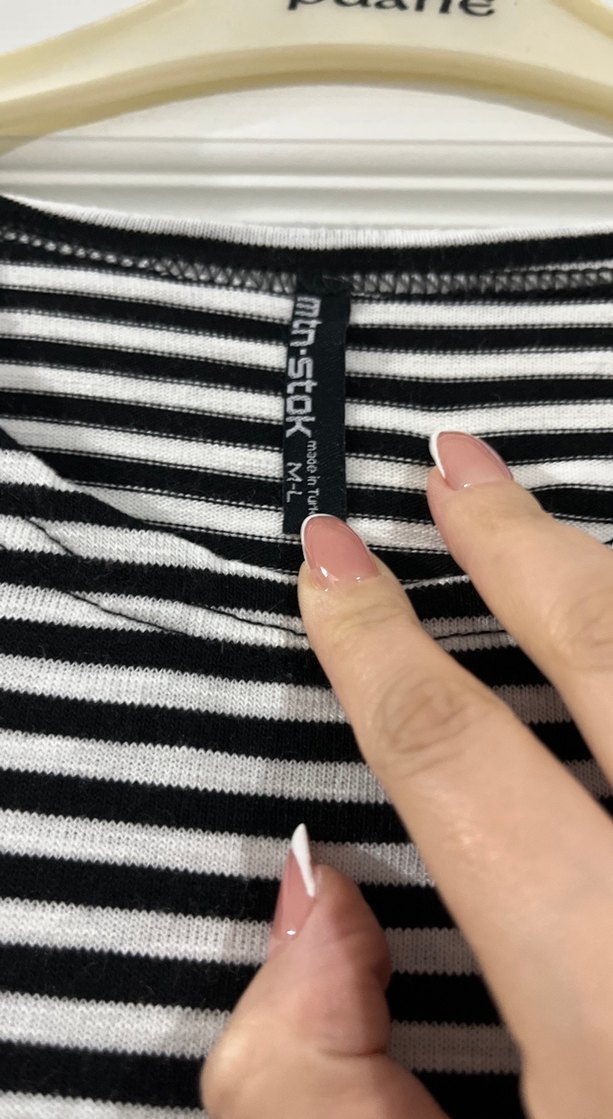 Siyah Gri Zebra Desenli Kadın Tişört - Görsel 3