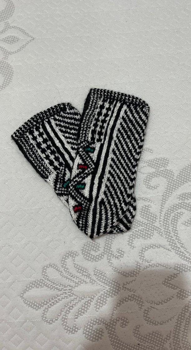 Nakışlı kadın Çorabı Gri Çok Renkli - Görsel 2