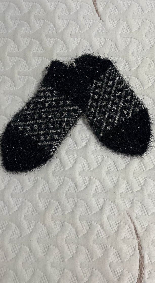 Nakışlı Siyah kadın patiği - Görsel 2