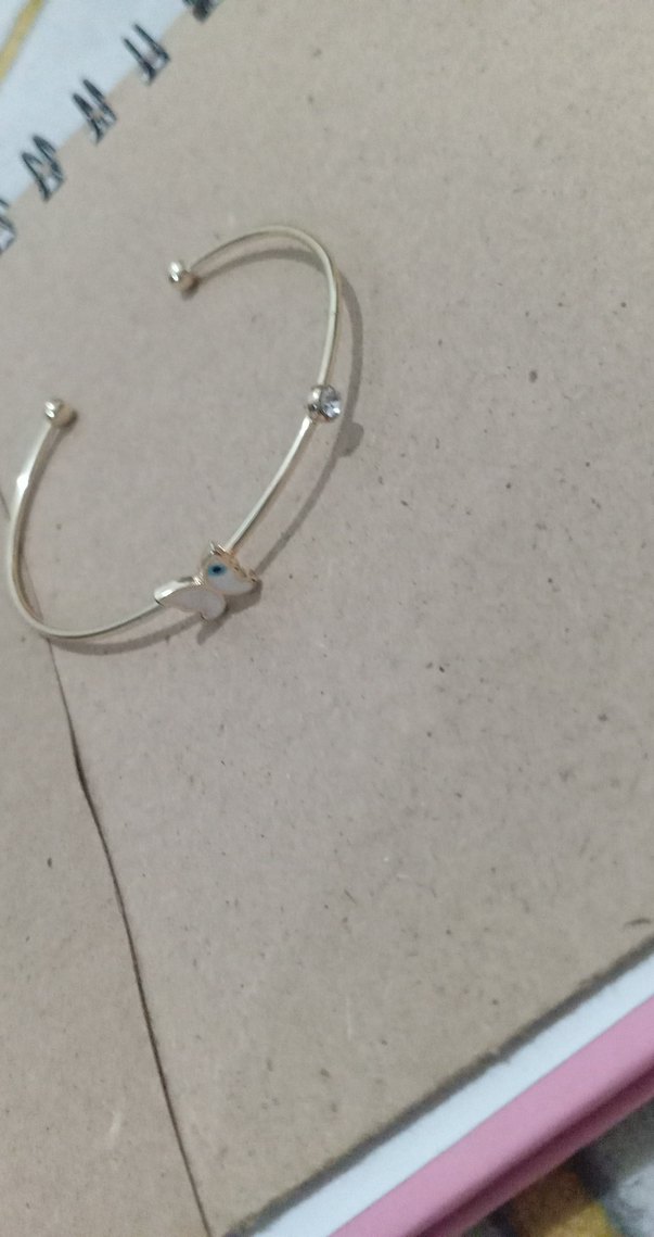 Minimalist Kelebek Figürlü Bileklik - Görsel 3