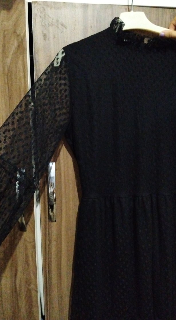 Uzun Siyah Fırfırlı Gotik Elbise - Görsel 2