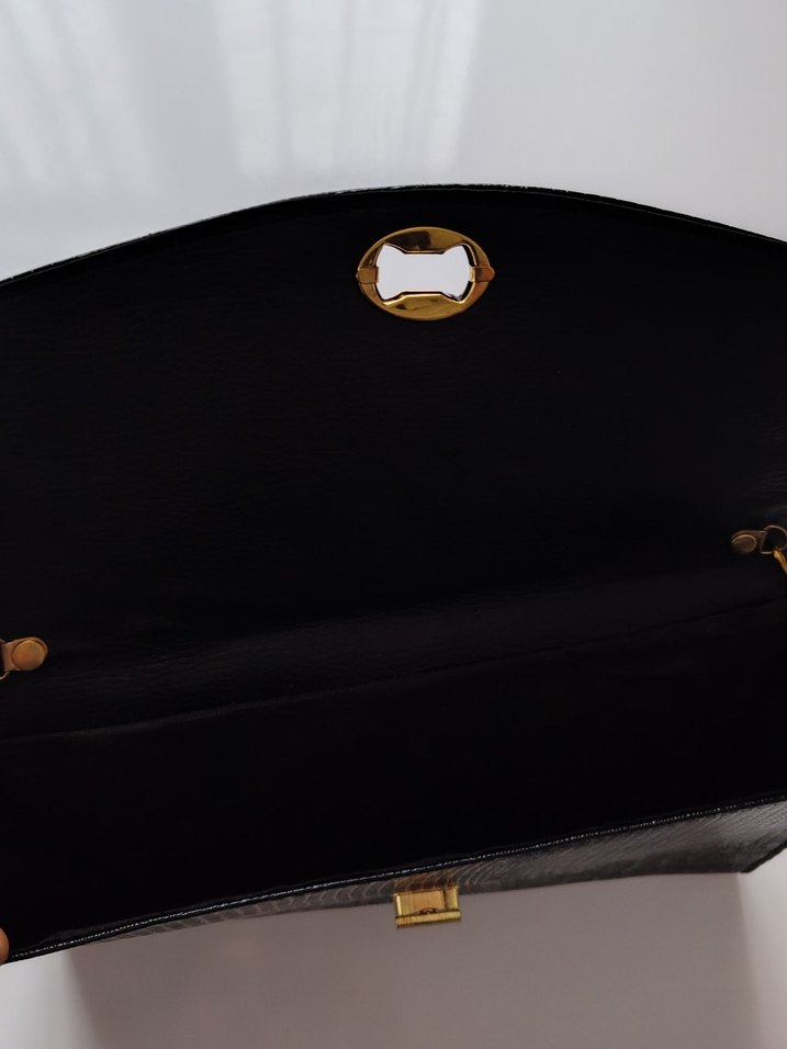 Zincir Detaylı Siyah  Portföy Çanta - Görsel 3