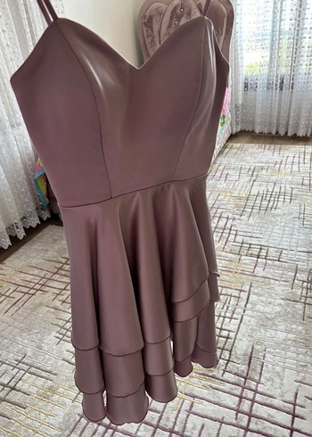 V Yaka Fırfırlı kısa Abiye Elbise - Görsel 4