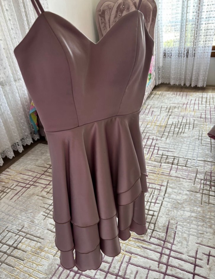 V Yaka Fırfırlı kısa Abiye Elbise - Görsel 4