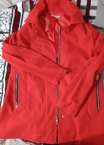 Stradivarius Kırmızı Midi Boy Düğmeli Kadın Kaban