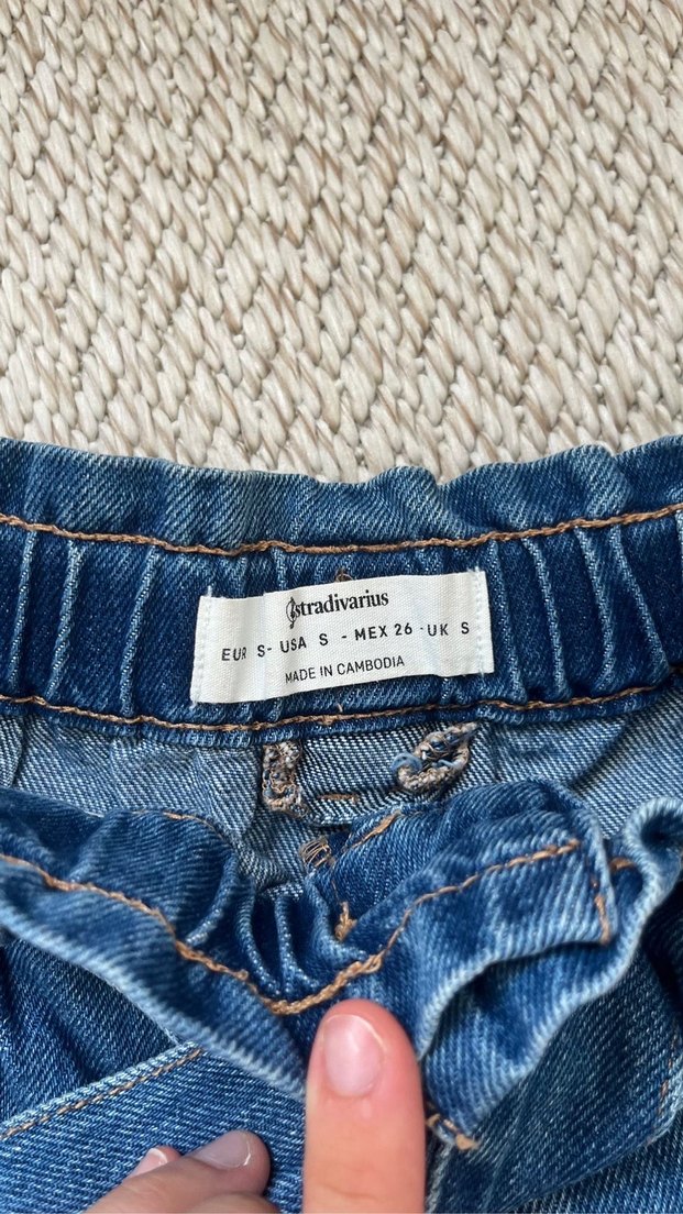 Stradivarius mini kot şort - Görsel 4