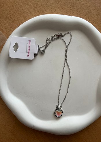 Çok Renkli Zincir Detaylı Midi Kolye - Görsel 3