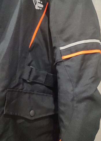 xl Beden siyah Renk trendyol go Kışlık korumalı ceket